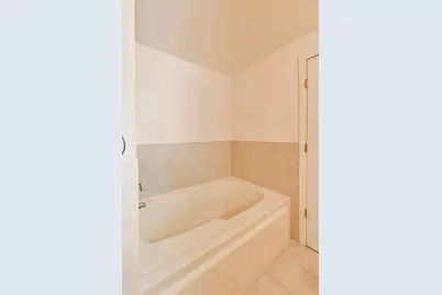 125 E 13th Street #1012, Chicago, IL 60605 - Photo 13