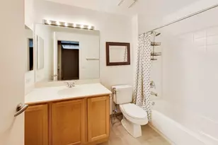 125 E 13th St, Chicago, IL 60605 - Photo 11