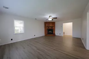 2414 Garden St, Joliet, IL 60435 - Photo 9