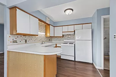 10409 Moody Avenue, Chicago Ridge, IL 60415 - Photo 17