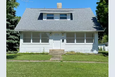 208 N Wood Street, Gibson City, IL 60936 - Photo 1