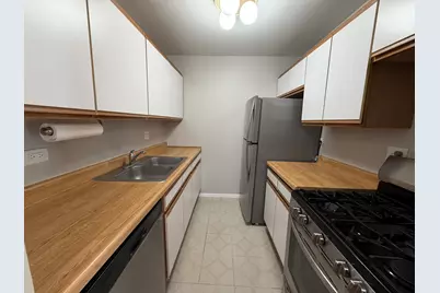 9950 S 84th Terrace #214, Palos Hills, IL 60465 - Photo 13