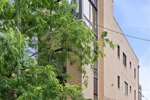 1355 W Erie St, Chicago, IL 60622 - Photo 3