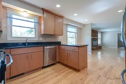 255 Lee Road, Northbrook, IL 60062 - Photo 9