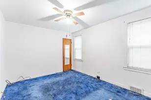 5621 N Drake Ave, Chicago, IL 60659 - Photo 7