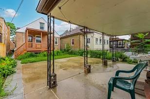 5621 N Drake Ave, Chicago, IL 60659 - Photo 21