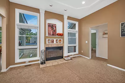 307 W Main Street, Gardner, IL 60424 - Photo 5