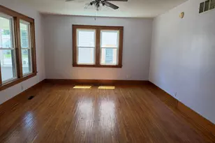 303 12th Ave, Sterling, IL 61081 - Photo 5
