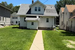 303 12th Ave, Sterling, IL 61081 - Photo 7
