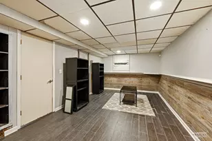 303 Center Pkwy, Yorkville, IL 60560 - Photo 9