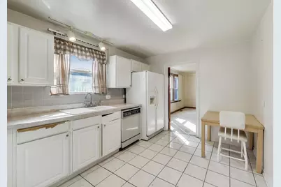 5636 W Augusta Boulevard, Chicago, IL 60651 - Photo 11