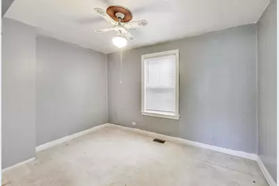 5636 W Augusta Boulevard, Chicago, IL 60651 - Photo 15