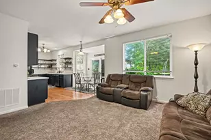 2789 Avalon Ln, Montgomery, IL 60538 - Photo 5