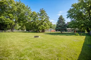 220 Swanson Rd, Sycamore, IL 60178 - Photo 19