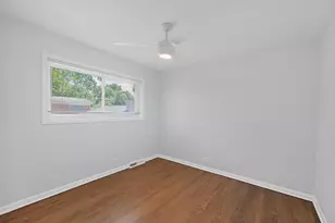 215 Dodge Ave, Evanston, IL 60202 - Photo 17