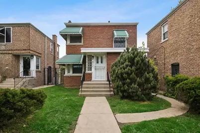 8906 S Crandon Avenue, Chicago, IL 60617 - Photo 1