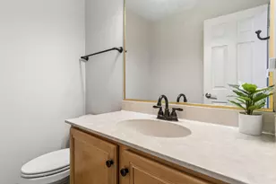 3520 Antoine Pl, Saint Charles, IL 60175 - Photo 11