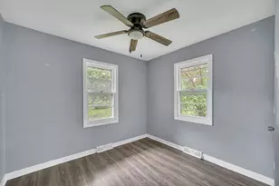 1305 Wilson Ct, Zion, IL 60099 - Photo 17
