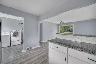 1305 Wilson Ct, Zion, IL 60099 - Photo 13