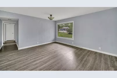 1305 Wilson Court, Zion, IL 60099 - Photo 9