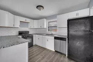 1305 Wilson Ct, Zion, IL 60099 - Photo 11
