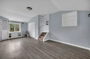 1305 Wilson Ct, Zion, IL 60099 - Photo 5