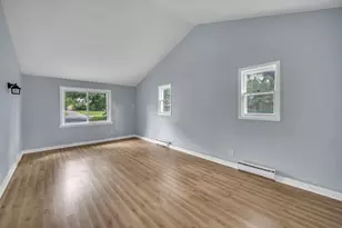1305 Wilson Ct, Zion, IL 60099 - Photo 7