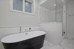 3049 N Clybourn Ave, Chicago, IL 60618 - Photo 11