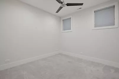 3049 N Clybourn Avenue #1, Chicago, IL 60618 - Photo 15