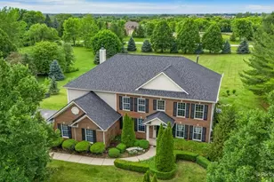 37W226 Baker Hill Ct, Saint Charles, IL 60175 - Photo 1