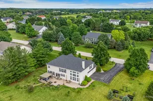 37W226 Baker Hill Ct, Saint Charles, IL 60175 - Photo 49