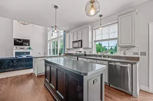 37W226 Baker Hill Ct, Saint Charles, IL 60175 - Photo 13