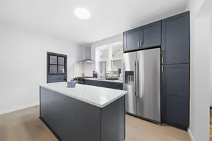 13009 Chicago St, Blue Island, IL 60406 - Photo 5