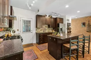 746 W Cornelia Ave, Chicago, IL 60657 - Photo 11