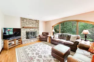 2302 Lisa Ct, Rolling Meadows, IL 60067 - Photo 13