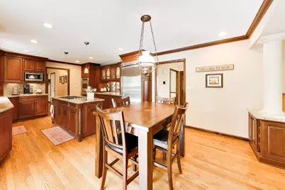 2302 Lisa Court, Rolling Meadows, IL 60067 - Photo 11