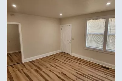 2304 S 4th Street, Rockford, IL 61104 - Photo 5