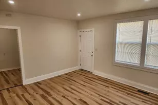 2304 S 4th St, Rockford, IL 61104 - Photo 5
