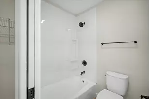 2046 Blackthorn Dr, Champaign, IL 61821 - Photo 25