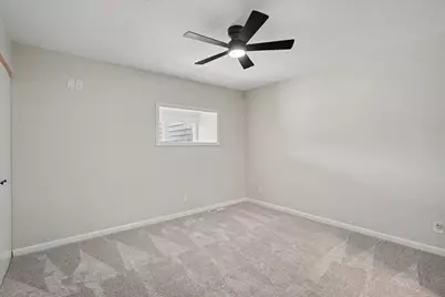 2046 Blackthorn Drive #2046, Champaign, IL 61821 - Photo 19
