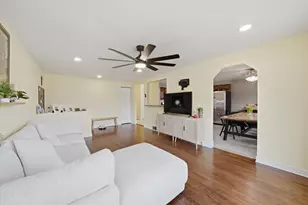 14828 St Louis Ave, Midlothian, IL 60445 - Photo 7