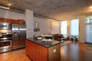 700 N Larrabee St, Chicago, IL 60654 - Photo 3