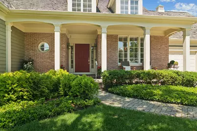 672 S Balmoral Court, Lake Forest, IL 60045 - Photo 3