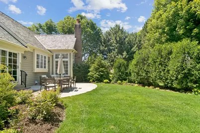672 S Balmoral Court, Lake Forest, IL 60045 - Photo 7