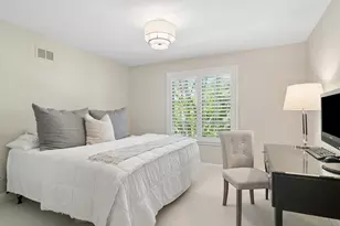 672 S Balmoral Ct, Lake Forest, IL 60045 - Photo 35
