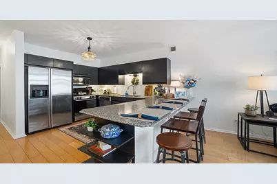 21 W Chestnut Street #1306, Chicago, IL 60611 - Photo 5