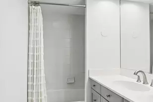 447 N Quincy St, Hinsdale, IL 60521 - Photo 19