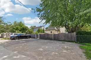2134 Grove Ave, North Chicago, IL 60064 - Photo 39