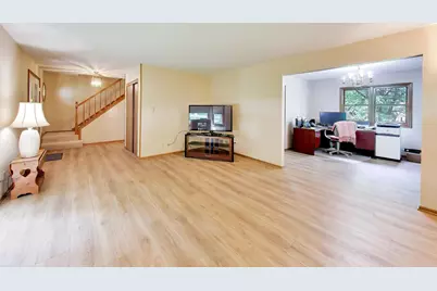 745 Newberry Drive, Batavia, IL 60510 - Photo 7