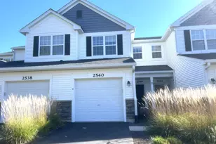 2540 Golf Ridge Cir, Naperville, IL 60563 - Photo 1